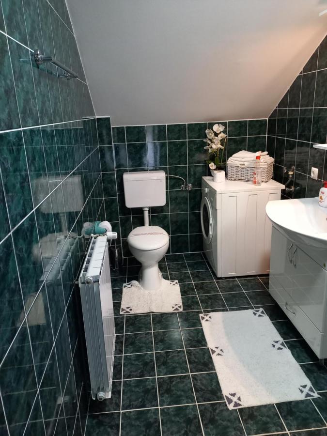 Apartmani Denis Dubrave Gornje エクステリア 写真